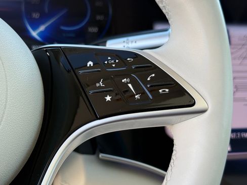 Used 2023 Mercedes-Benz EQS 580 4MATIC SUV image 35