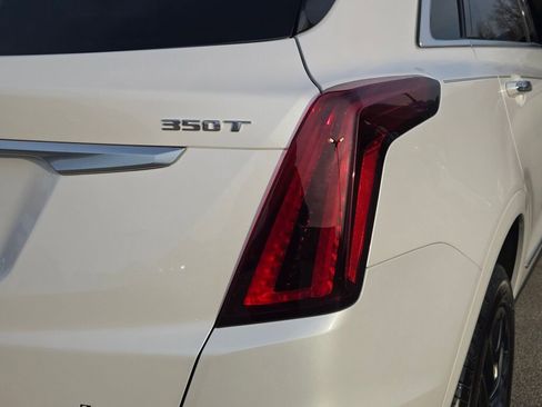 New 2025 Cadillac XT5 Luxury image 13