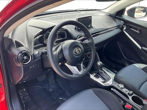 Used 2017 Toyota Yaris iA FWD image 18