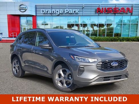 Used 2025 Ford Escape ST-Line image 1