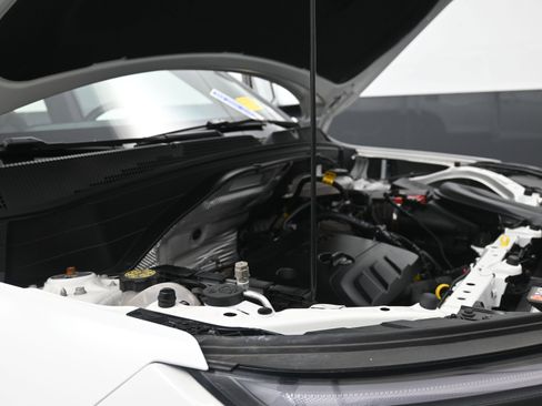 Used 2024 Chevrolet TrailBlazer ACTIV image 16