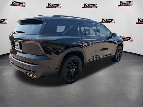 Used 2024 Chevrolet Traverse LT w/ Midnight/Sport Edition FWD image 5