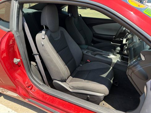 Used 2015 Chevrolet Camaro LS RWD image 18