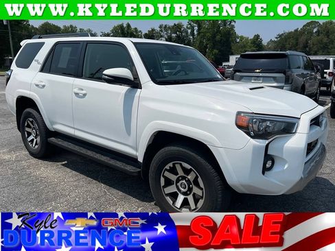 Used 2024 Toyota 4Runner TRD Off-Road Premium AWD/4WD image 1