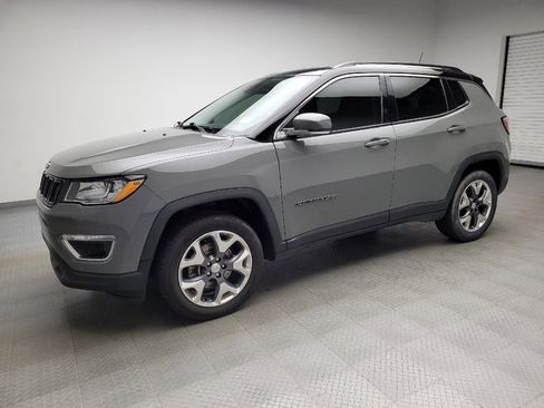 Used 2019 Jeep Compass Limited AWD/4WD image 2