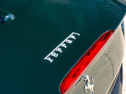 Used 2019 Ferrari Portofino RWD image 15