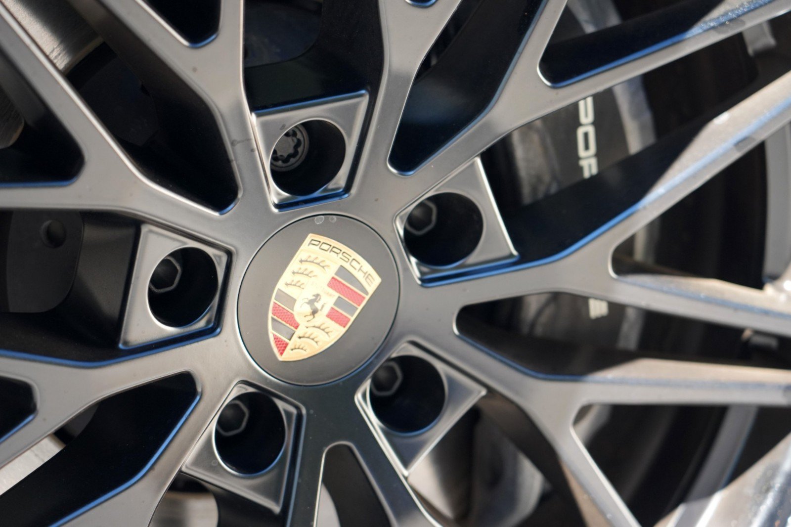 Used 2026 Porsche Cayenne AWD/4WD image 60