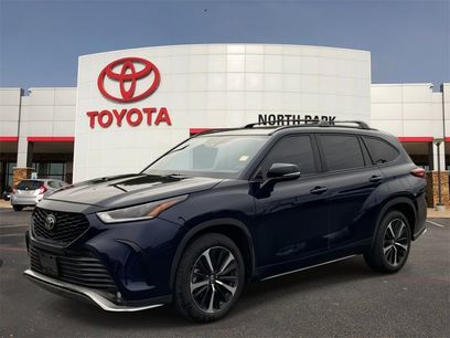Certified 2021 Toyota Highlander XSE