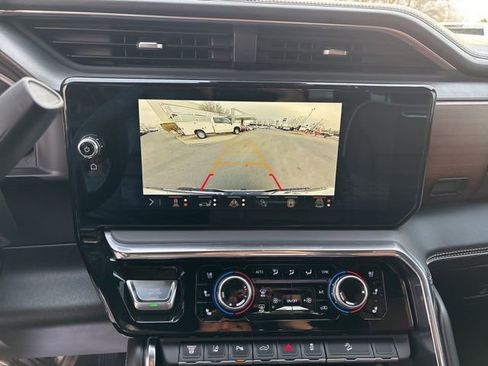 Used 2024 GMC Sierra 2500 Denali Ultimate image 24