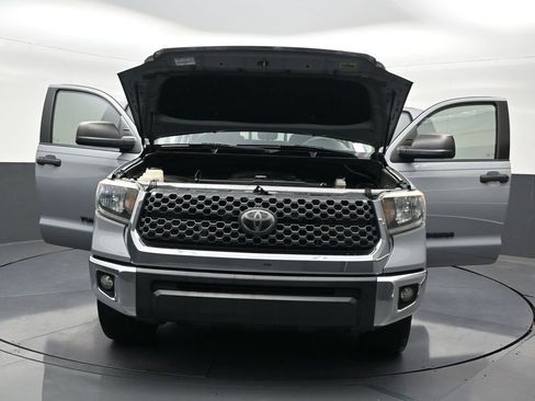 Used 2020 Toyota Tundra SR5 w/ SR5 Upgrade Package RWD image 38