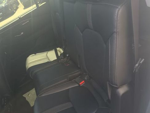 Used 2025 Honda Pilot EX-L image 24