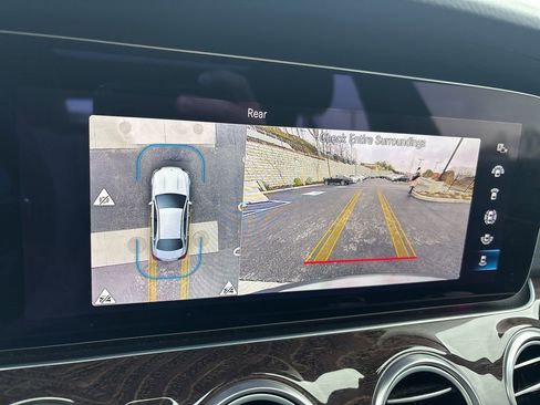 Used 2023 Mercedes-Benz E 450 4MATIC Sedan image 24