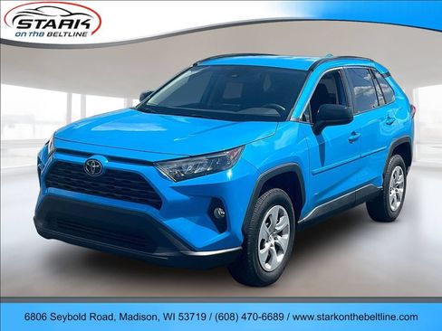 Used 2021 Toyota RAV4 LE w/ Carpet Mat Package (TMS) FWD image 3