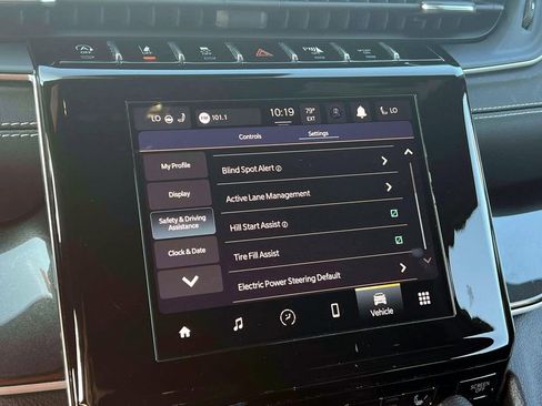 Certified 2023 Jeep Grand Cherokee L Laredo image 31