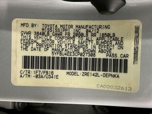 Used 2012 Toyota Corolla LE FWD image 34