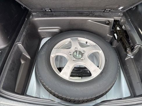 Used 2023 Jeep Grand Cherokee Limited image 51