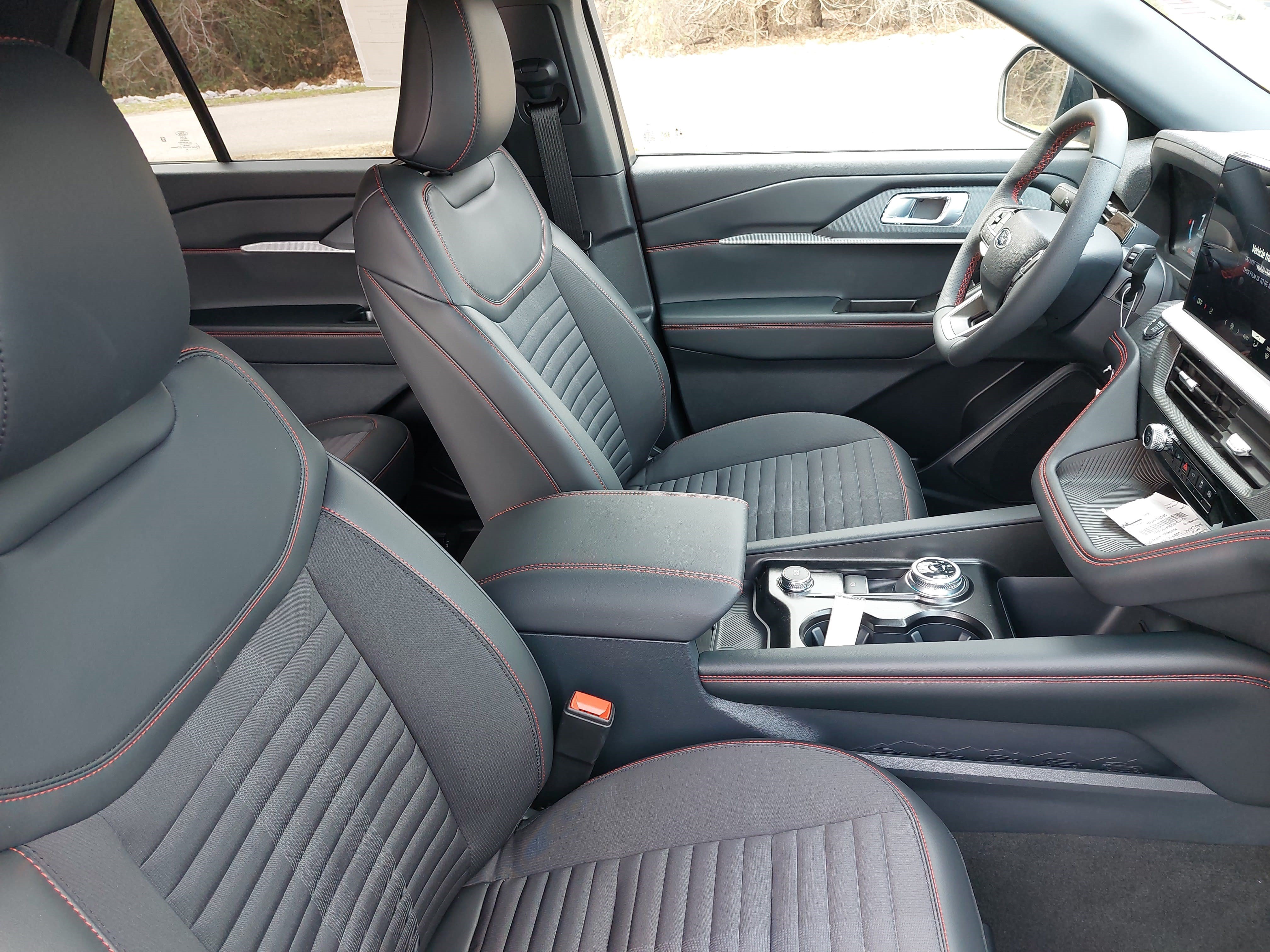 New 2026 Ford Explorer ST-Line w/ ST-Line Street Pack RWD image 10