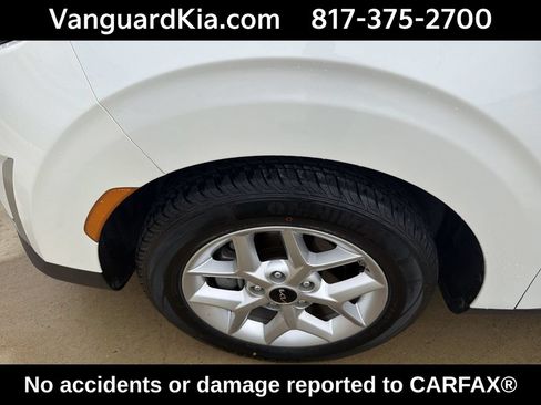Certified 2024 Kia Soul LX w/ Option Group 015 FWD image 21