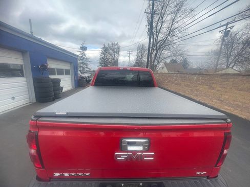 Used 2015 GMC Sierra 1500 SLT w/ SLT Crew Cab Value Package image 5