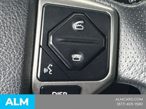 Used 2017 Toyota 4Runner Limited AWD/4WD image 28