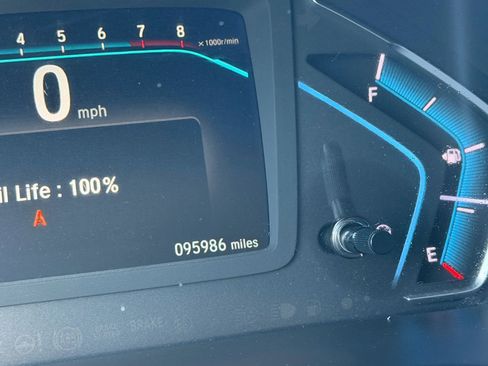 Used 2019 Honda Odyssey LX image 19