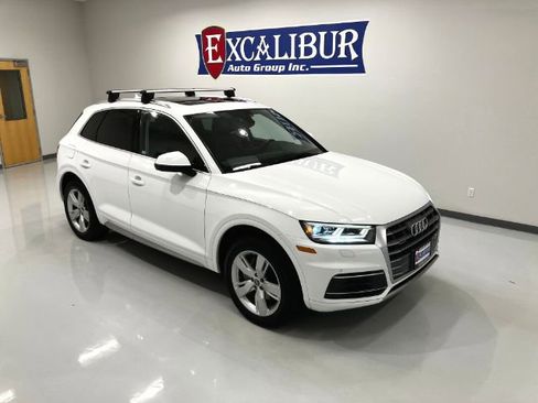 Used 2018 Audi Q5 2.0T Premium Plus w/ Premium Plus Package image 45