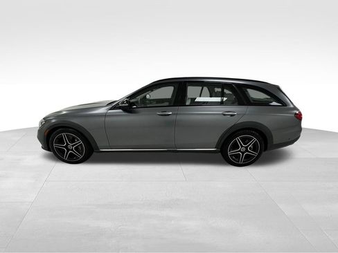 Used 2021 Mercedes-Benz E 450 4MATIC All-Terrain Wagon image 4