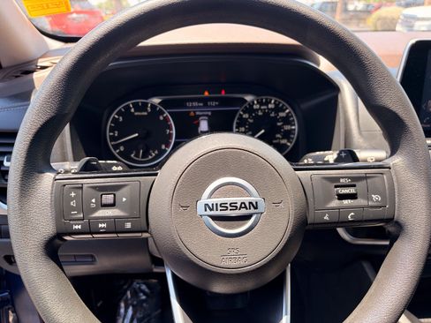 Used 2021 Nissan Rogue S FWD image 28