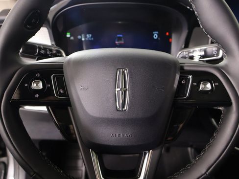 New 2026 Lincoln Corsair Premiere AWD/4WD image 3