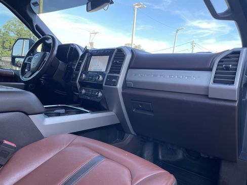 Used 2021 Ford F450 King Ranch w/ King Ranch Ultimate Package AWD/4WD image 16