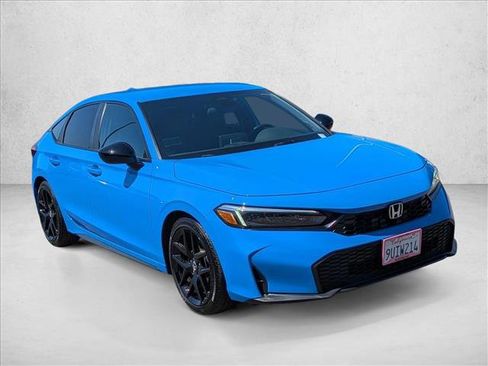 Used 2025 Honda Civic Sport image 3