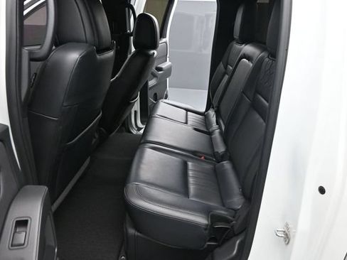 Used 2022 Nissan Frontier PRO-4X w/ Off-Road Protection Package AWD/4WD image 15