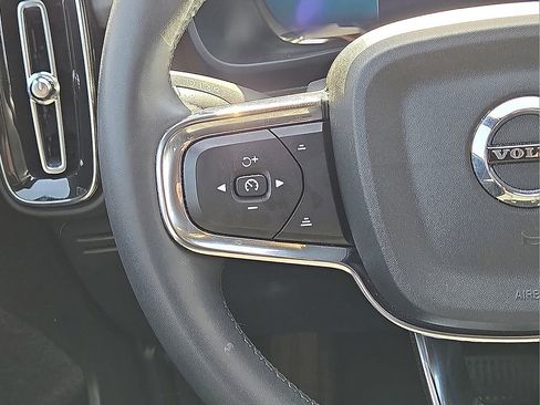 Used 2023 Volvo XC40 Recharge Plus w/ Protection Package Premier image 19