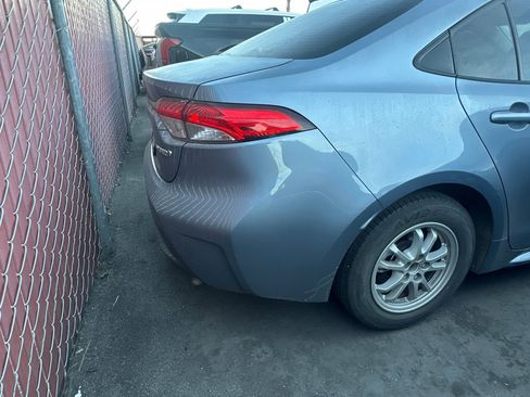 Used 2022 Toyota Corolla LE image 4