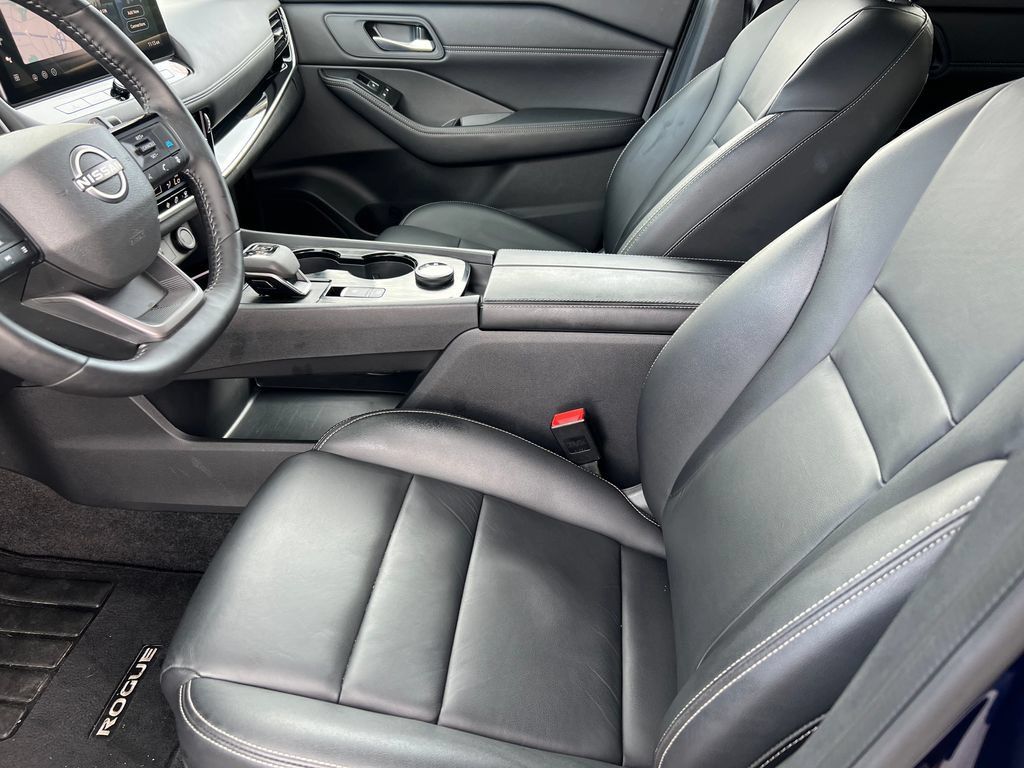 Used 2026 Nissan Rogue SL AWD/4WD image 10