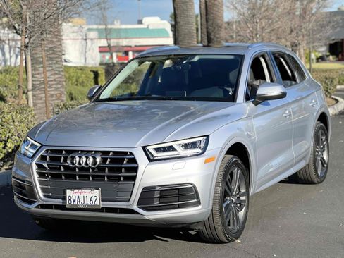 Used 2018 Audi Q5 2.0T Premium Plus w/ Premium Plus Package image 23
