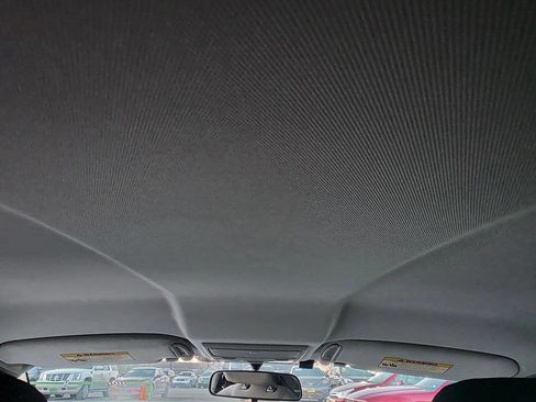 Used 2008 Hyundai Tiburon GS image 12