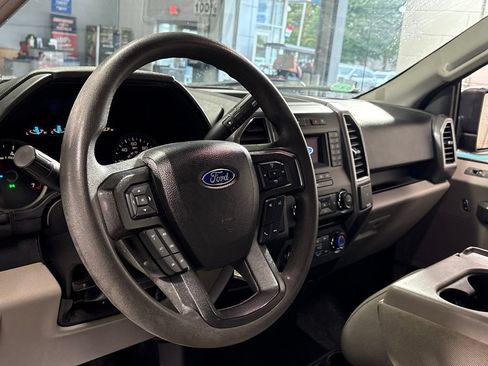 Used 2018 Ford F150 XLT AWD/4WD image 14