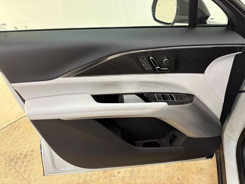 Certified 2024 Cadillac Lyriq Luxury RWD image 14