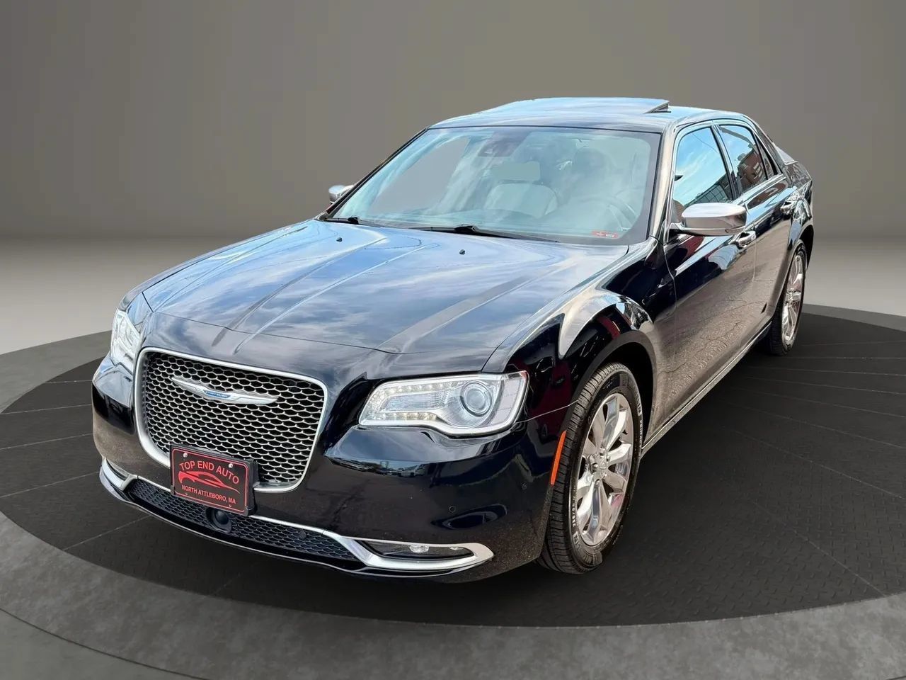 Used 2015 Chrysler 300 C Platinum w/ Harman/Kardon Audio Group AWD/4WD image 1