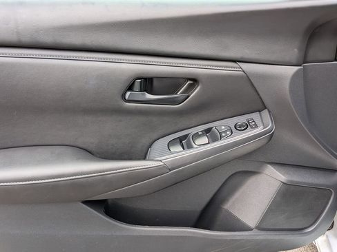 Used 2024 Nissan Sentra S image 9