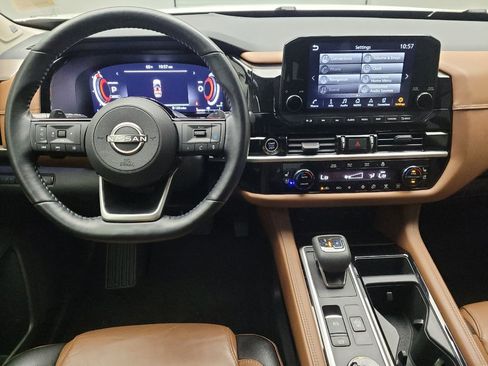 Used 2022 Nissan Pathfinder Platinum w/ Cargo Package AWD/4WD image 22