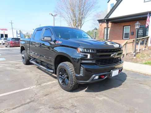 Used 2021 Chevrolet Silverado 1500 LT Trail Boss w/ Convenience Package II image 12