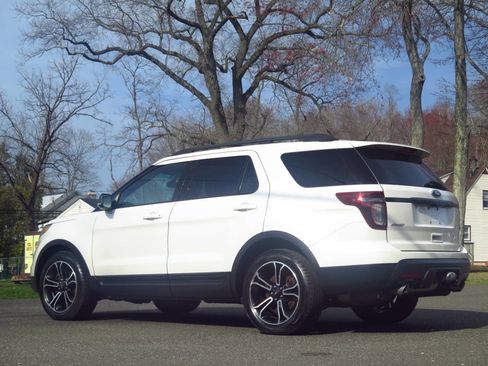 Used 2015 Ford Explorer Sport w/ Equipment Group 401A AWD/4WD image 3