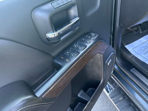 Used 2017 GMC Sierra 2500 Denali image 14