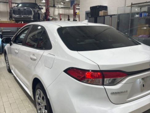 Used 2022 Toyota Corolla LE image 42