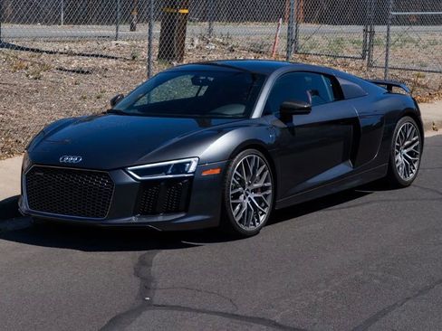 Used 2018 Audi R8 V10 plus AWD/4WD image 30