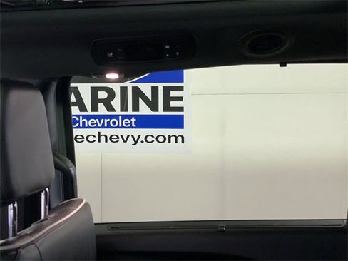 Used 2025 Chrysler Pacifica Limited image 28