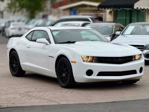 Used 2013 Chevrolet Camaro LS RWD image 2