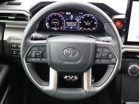 Used 2024 Toyota Tacoma TRD Sport image 13